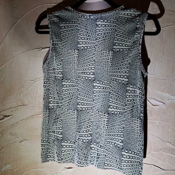 Le Pleat Tan & Black Tank Top Blouse Medium - Picture 8 of 8